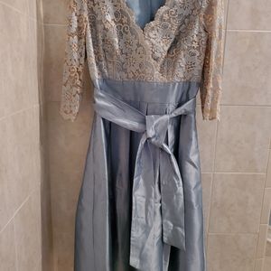 Jessica Howard Dress